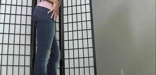  I will give you a handjob in my new skinny jeans JOI